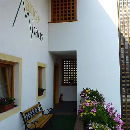 Manorhaus *